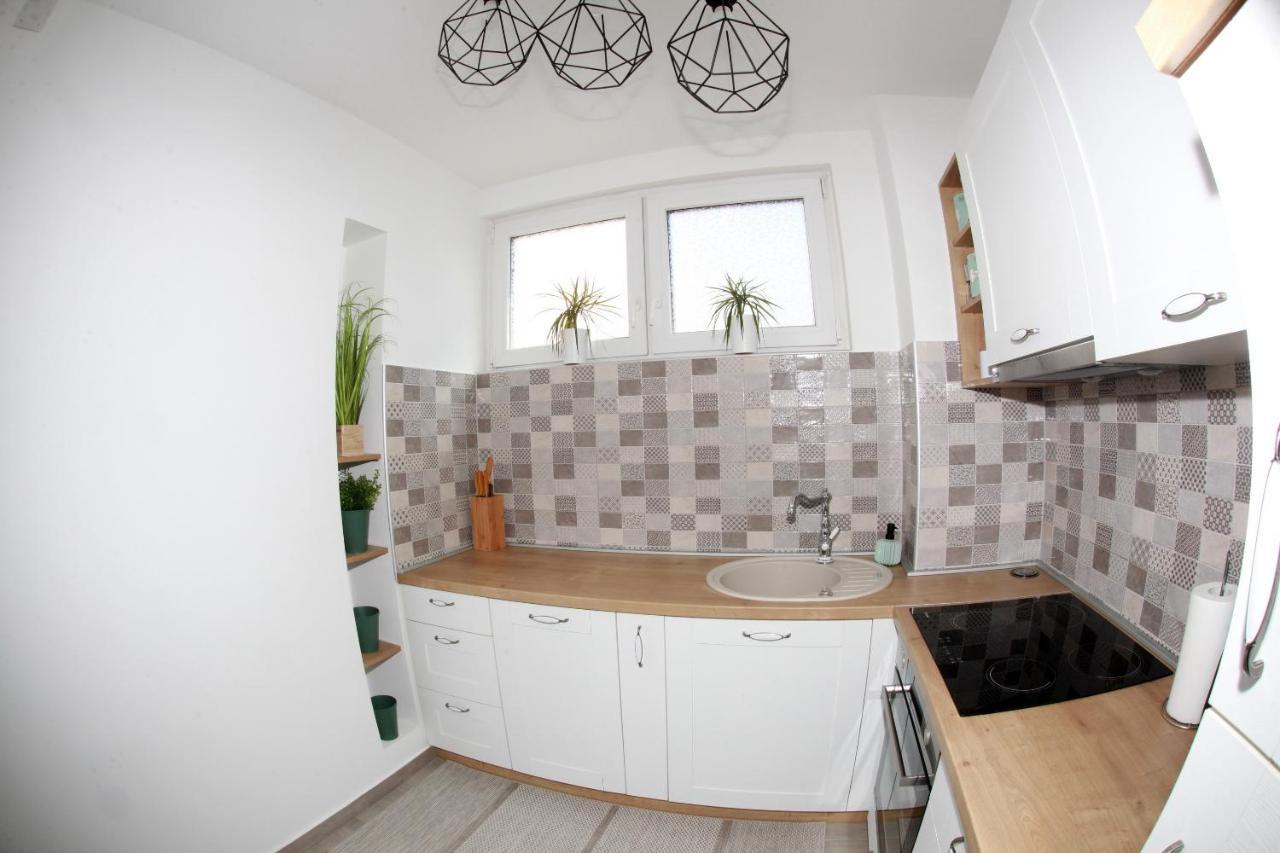 Apartman Lucija Karlovac Eksteriør bilde