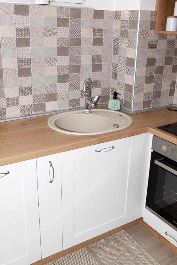 Apartman Lucija Karlovac Eksteriør bilde